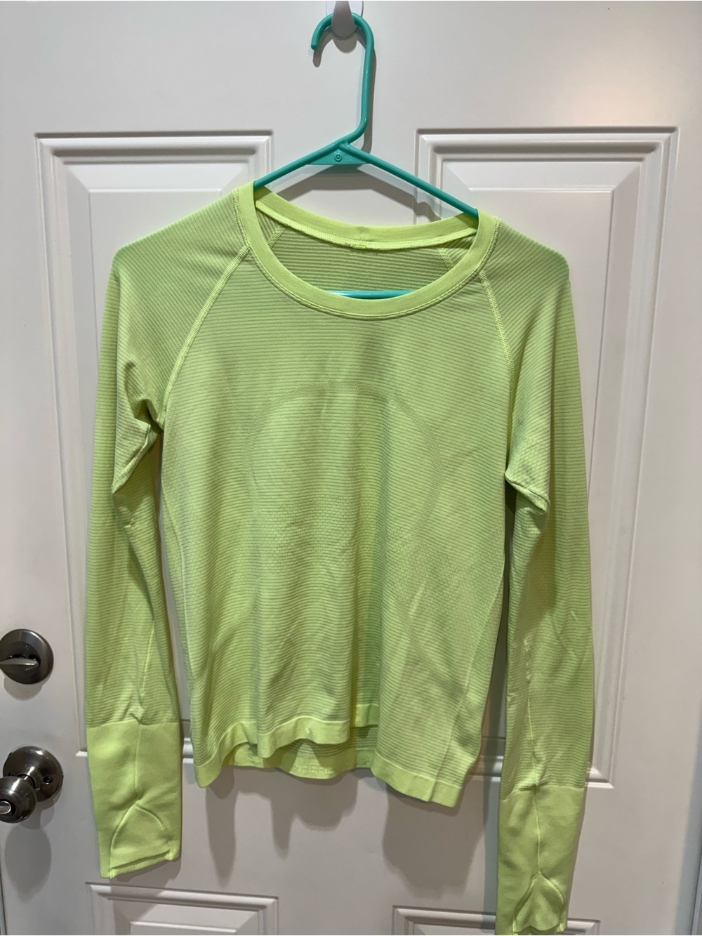 lululemon athletica Swifty Long-Sleeve Active Top in Light Lime